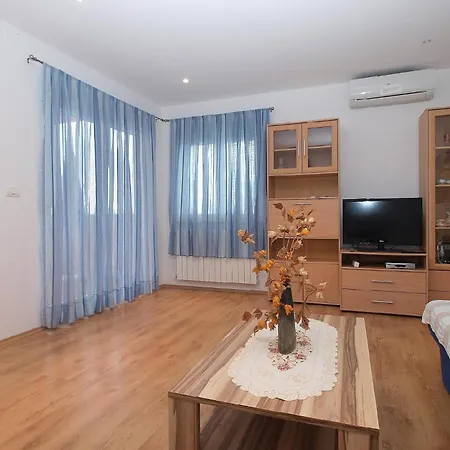 Fuer 5 Personen Ca 75 Qm In Fazana, Istrien Istrische Riviera Apartment Fazana