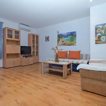 Fuer 5 Personen Ca 75 Qm In Fazana, Istrien Istrische Riviera